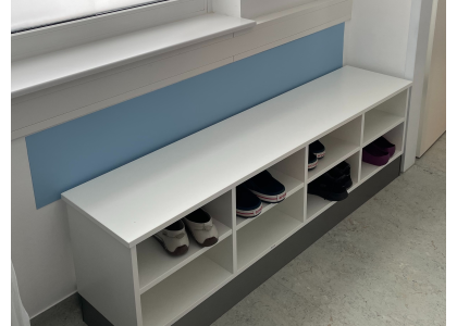 Anlehnschutz f&uuml;r die Schuhbank