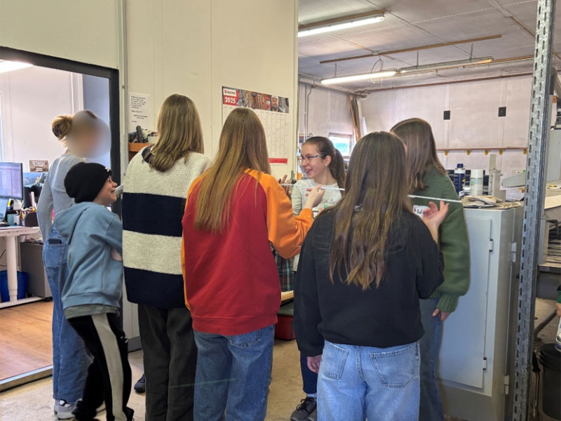 Einblicke, Fragen, Aha-Momente – Girls‘ Day bei Wandschutz Nielsen 